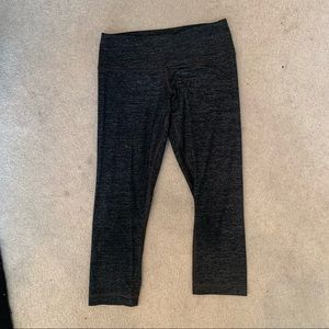 Lululemon Leggings Gray Heather Cropped Size 4